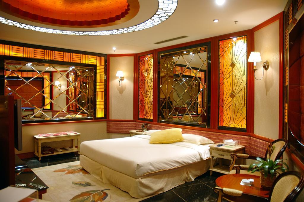 Manhattan Bund Business Hotel Shanghai Room photo